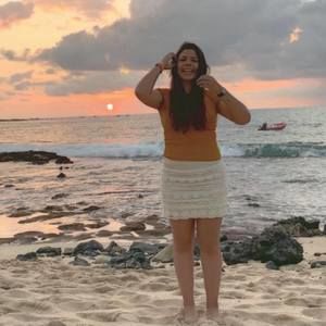 Meet your Posher, Lina